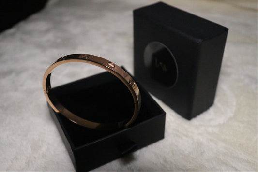 Brățară model Cartier Rose Gold